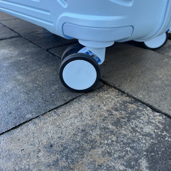 Чемодан дорожный большой из полипропилена Wings DQ181-05 L Светло-синий (Light blue)