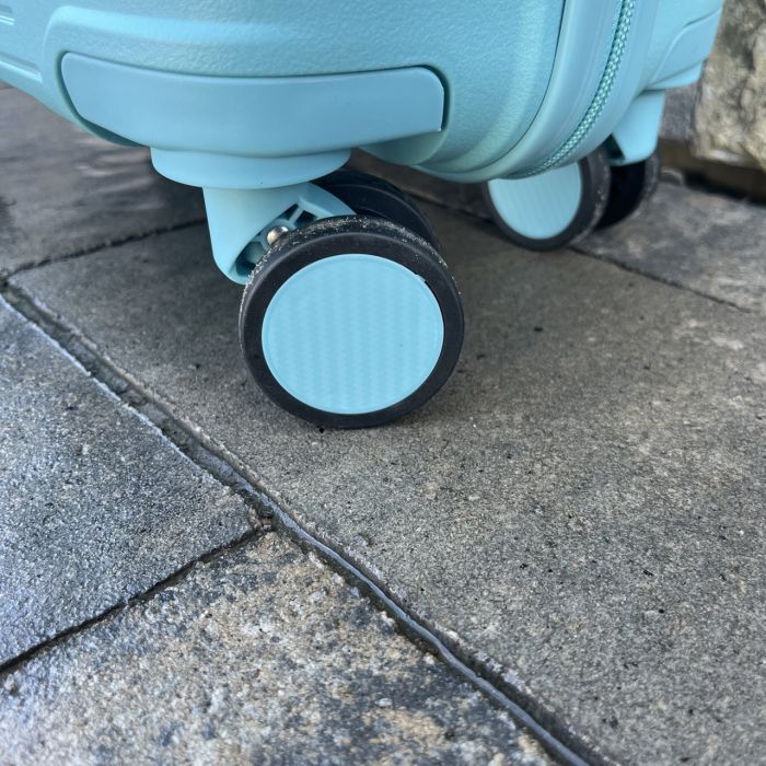 Чемодан дорожный малый из полипропилена Wings DQ181-05 S Голубой (Macaron blue)