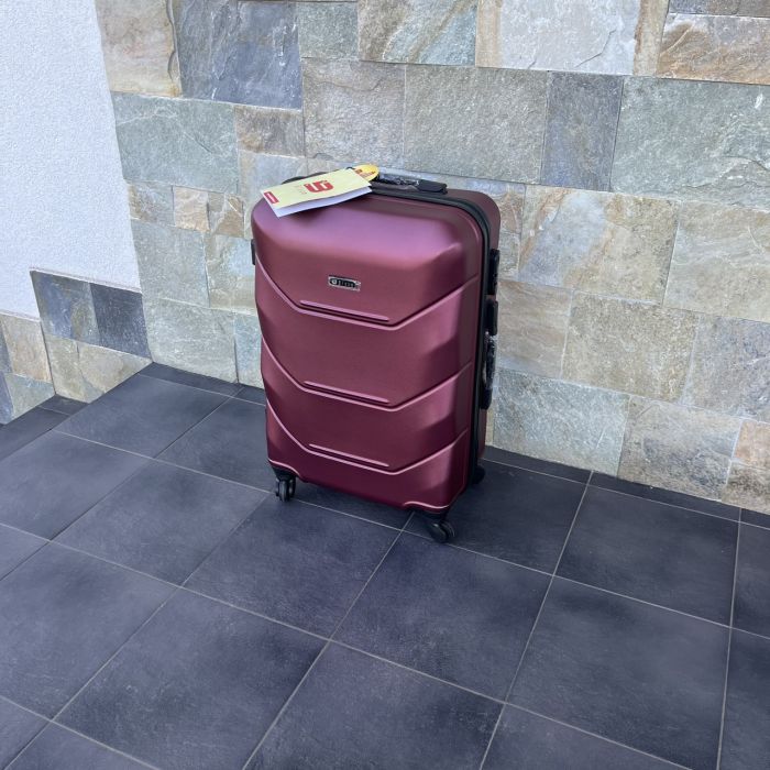 Чемодан дорожный средний Bloom 147 M Бордовый