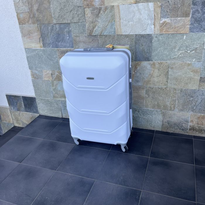 Чемодан дорожный большой Bloom 147 L Белый