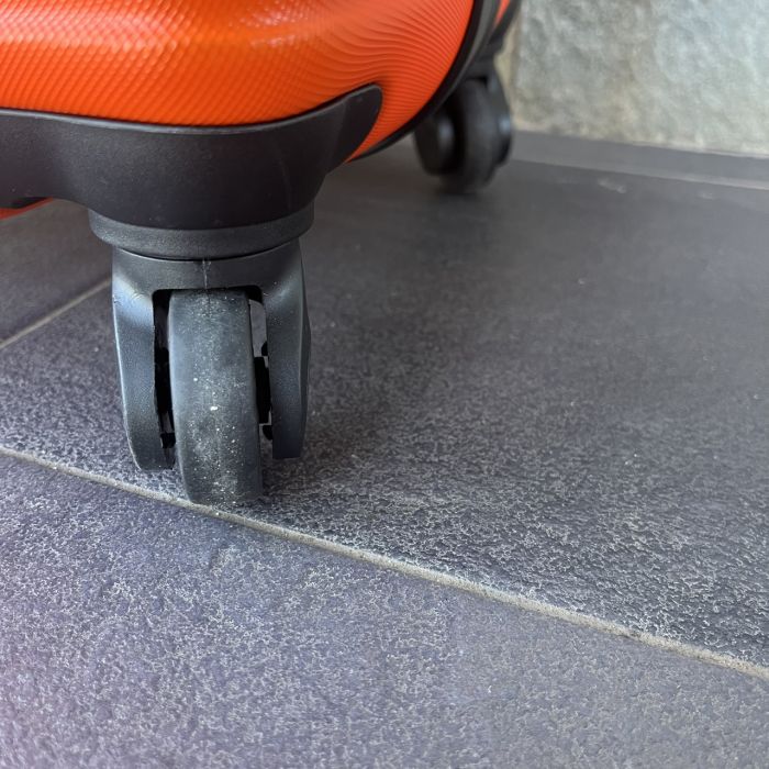 Чемодан дорожный большой Bloom 147 L Оранжевый