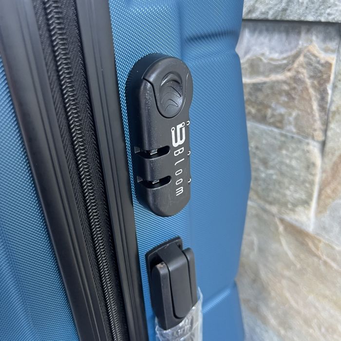 Чемодан дорожный большой Bloom 147 L Светло-синий