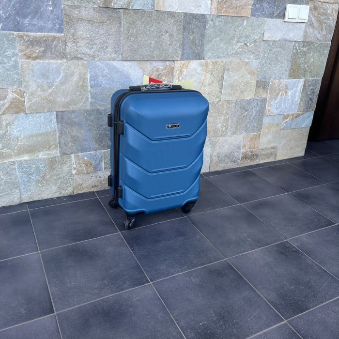 Чемодан дорожный малый Bloom 147 S Светло-синий