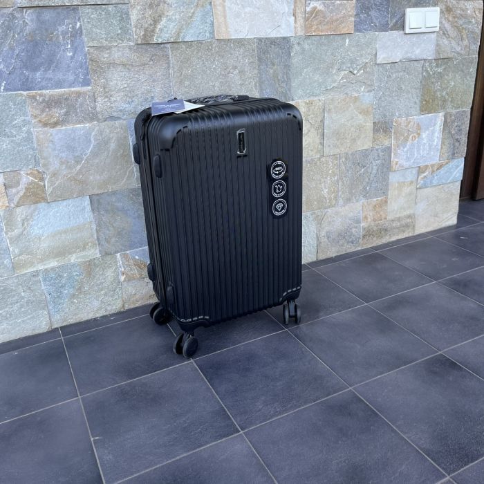 Чемодан дорожный средний Wings EGRET M Черный