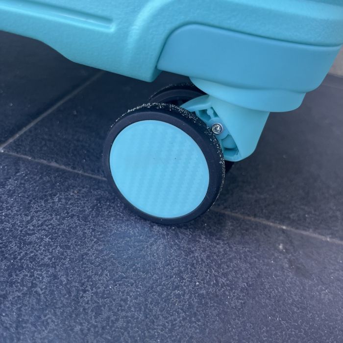 Чемодан дорожный большой из полипропилена Bloom PP-SC-031 L Мятный