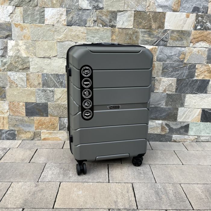 Чемодан дорожный средний из полипропилена Wings PP06 M Серый
