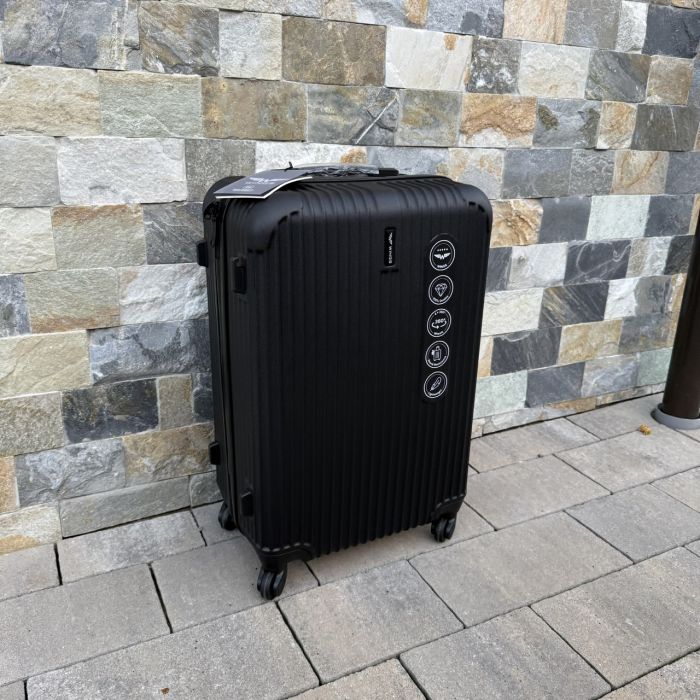 Чемодан дорожный средний Wings TR058 М Черный