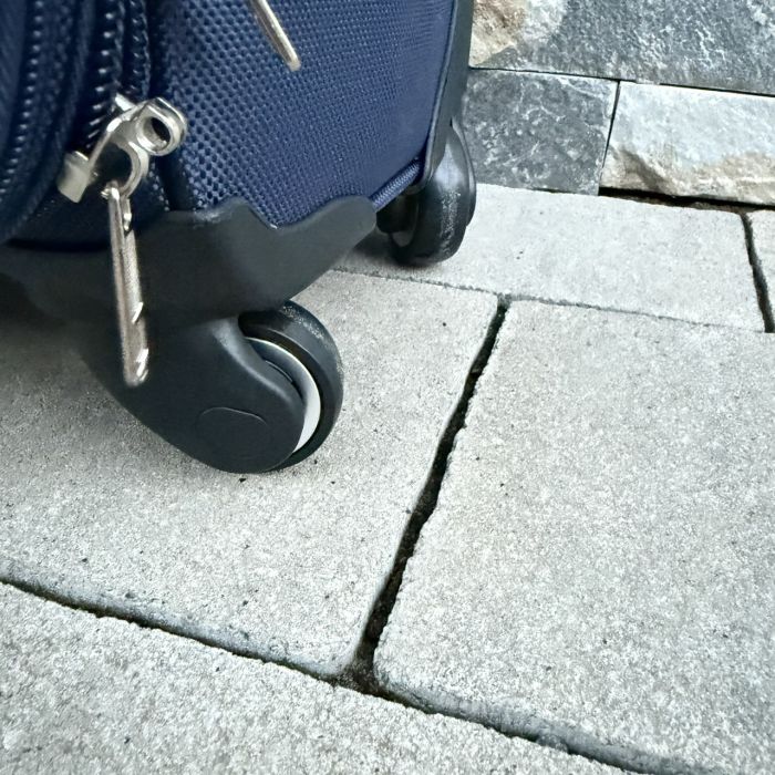 Чемодан тканевый средний на 4 колесах Wings 1708 M Синий